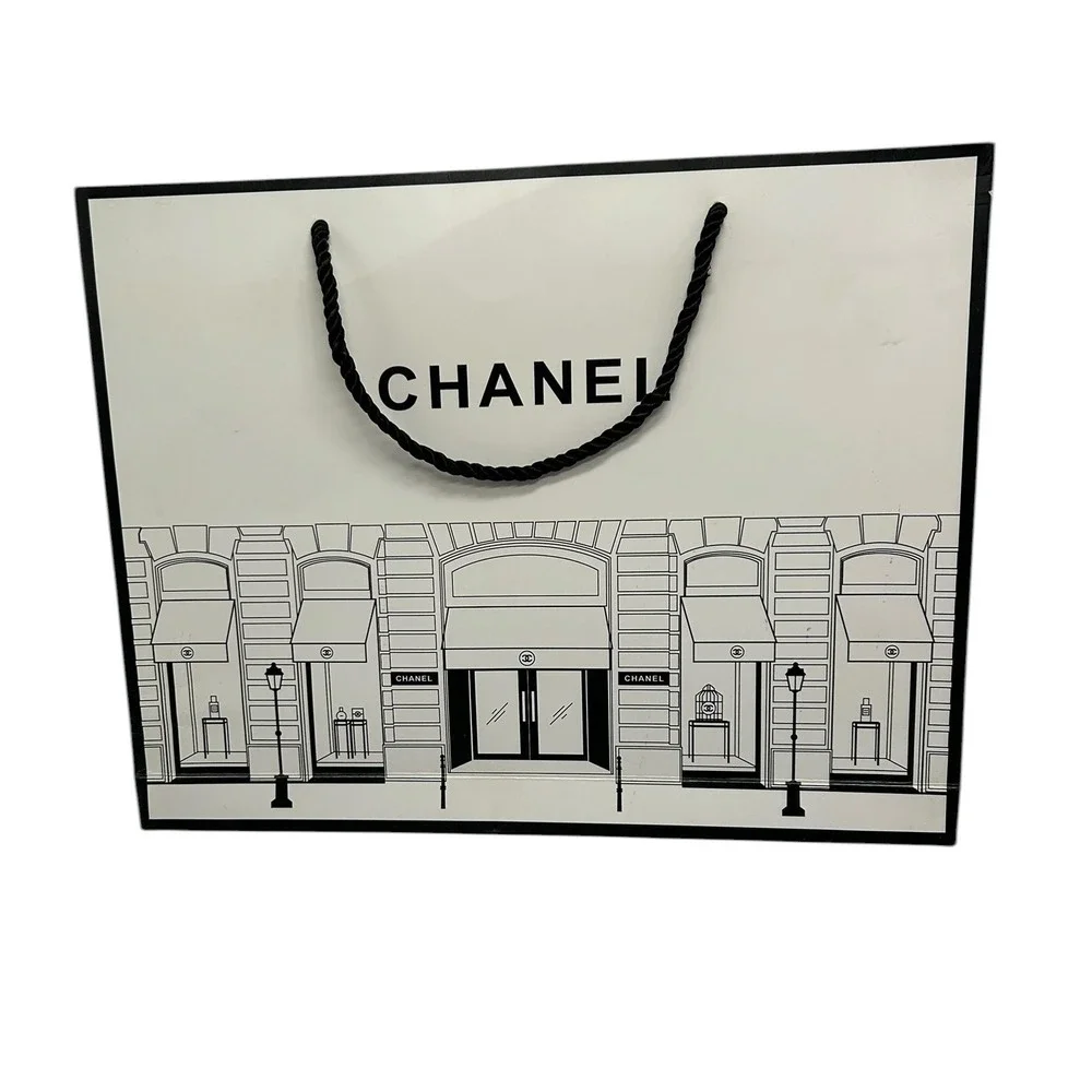 CHANEL please note
